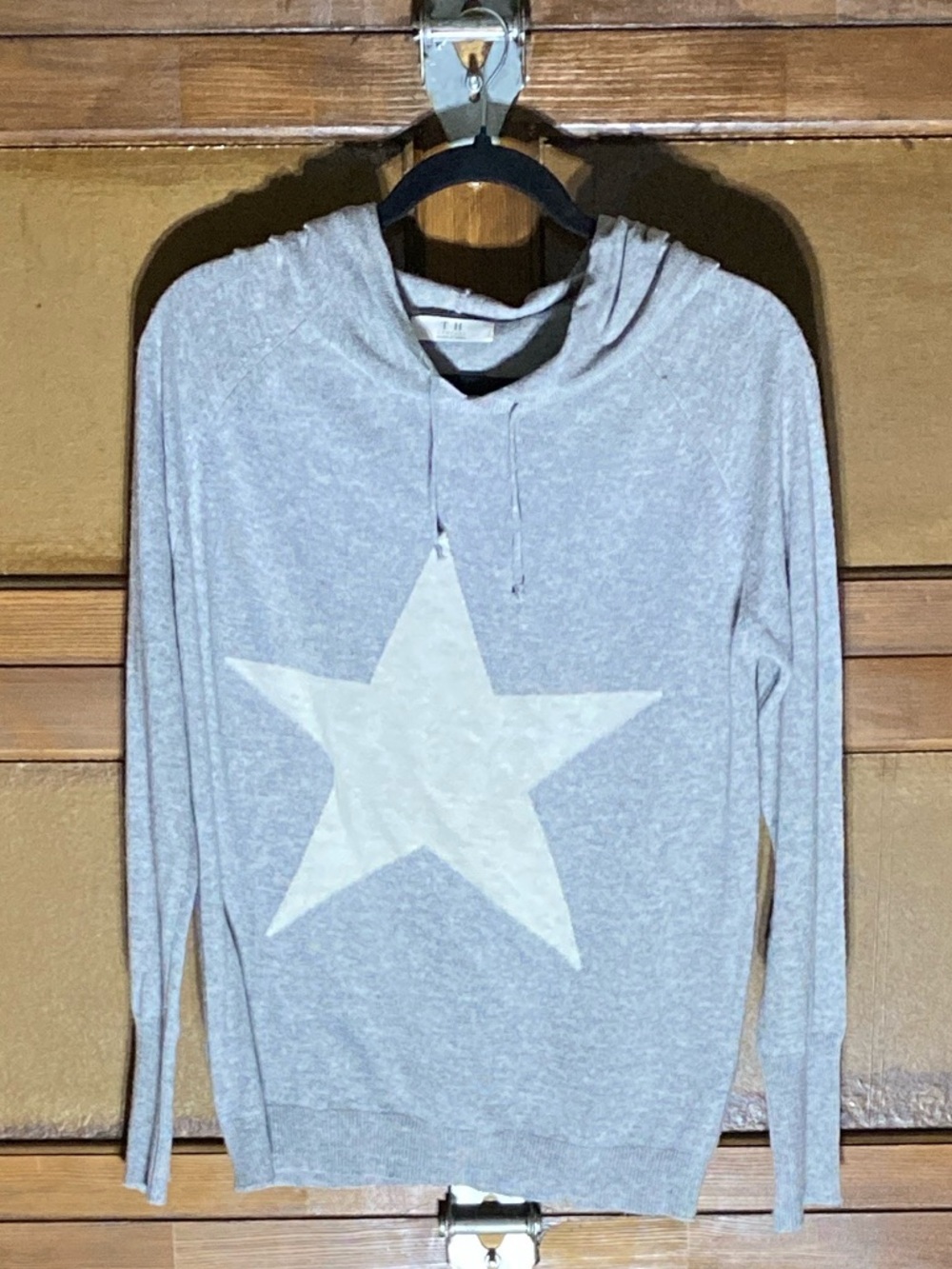 HEIMISH LONG SLEEVE HOODED STAR PRINT SWEATER HEATHER GRAY SMALL/MEDIUM